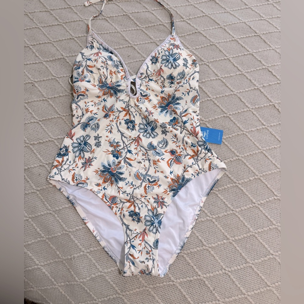 CUPSHE one piece swimsuit M